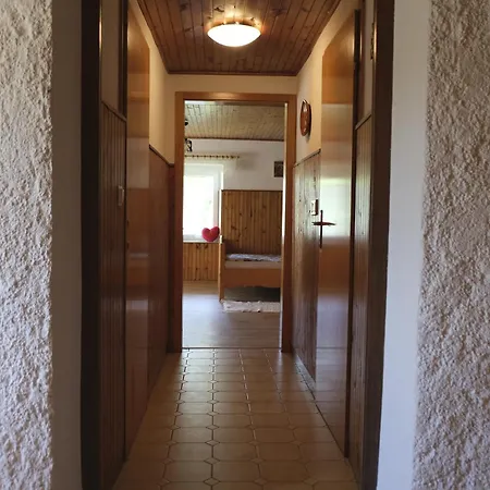 Anika's Wine Press Tatil Evi